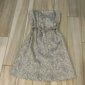 Black House White Market strapless dress. Size 4. Small animal print pattern NWT